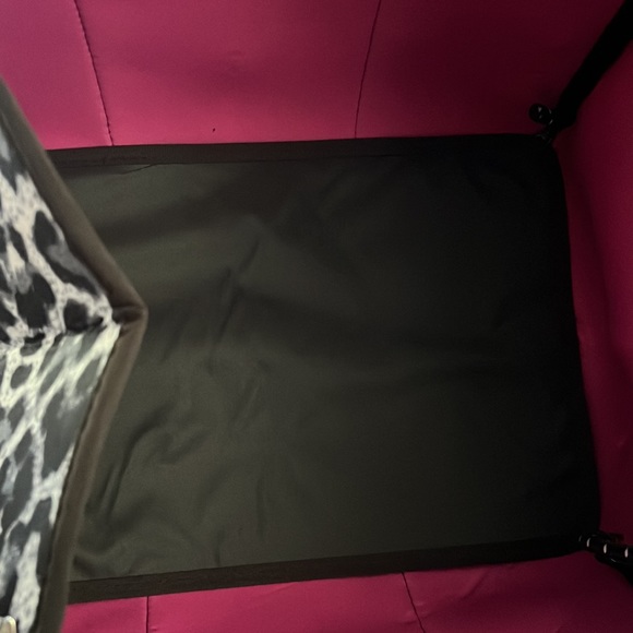 Threaded pear cheetah print large purse - Picture 5 of 10